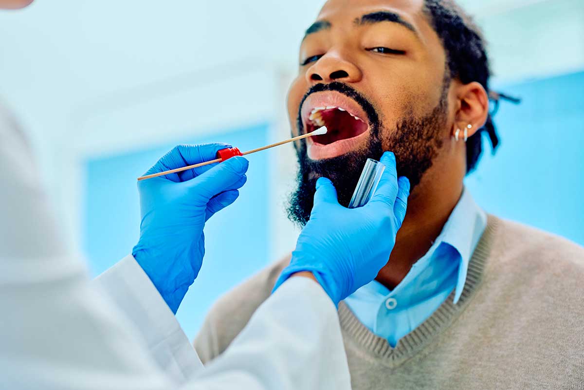 Symptômes d’angine ? Un test simple et rapide en pharmacie pour en savoir plus