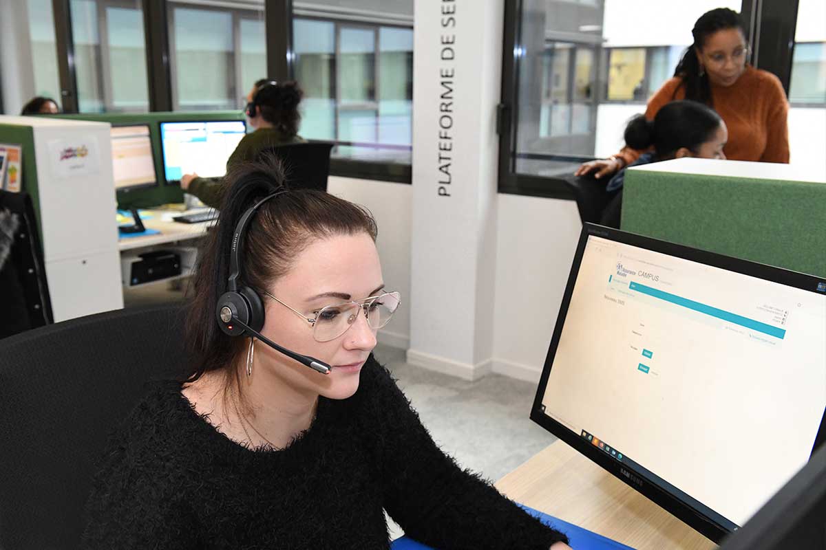 Dépistage du cancer colorectal : l’Assurance Maladie lance une campagne d’ « aller vers » téléphonique en Côte-d’Or